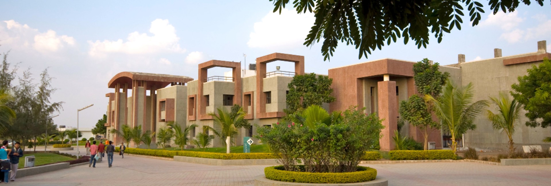 RK University